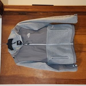 Northface. Womens fleece with hood